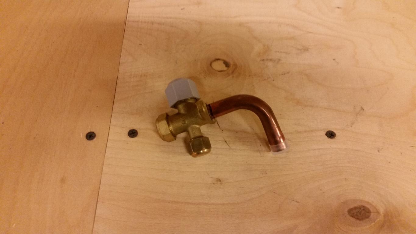 Трехходовой клапан 1/2/1407736